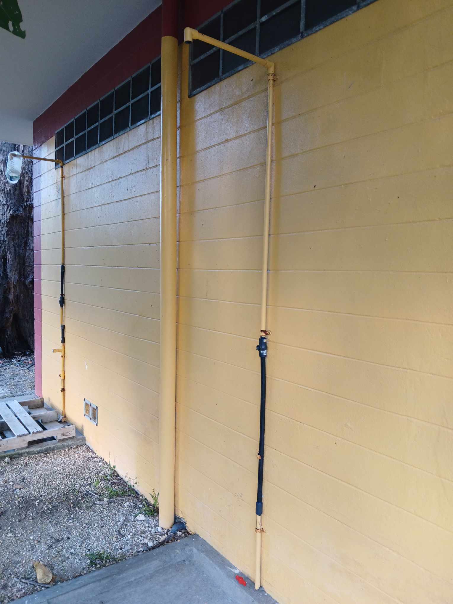 The Laly 4 shower pipes.