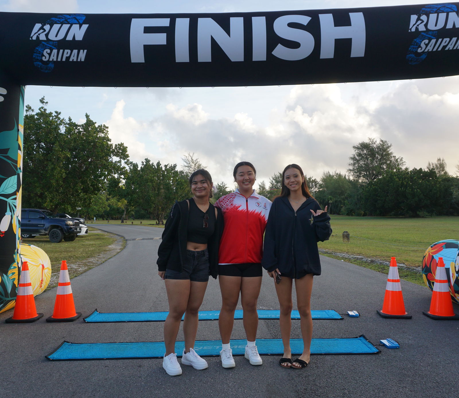 Volunteers from the National Honor Society and the MHS Run Club pose for a photo during Run Saipan’s 4th Annual Mangrove 5K at American Memorial Park on Saturday.
