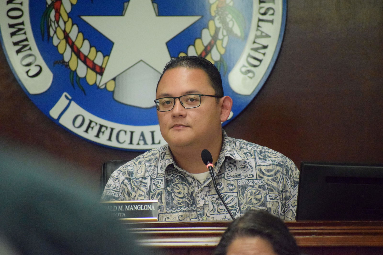 Senate Vice President Donald M. Manglona presides over a Senate Fiscal Affairs Committee meeting.