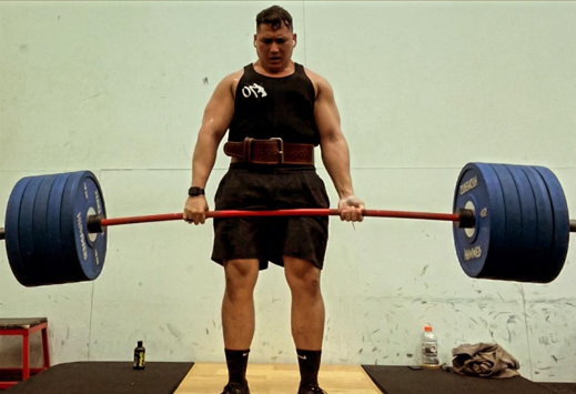 Donivan Mendiola is preparing for the Strongest Man Deadlift competition, which will be held at the K-16 Seoul Air Base on May 25.