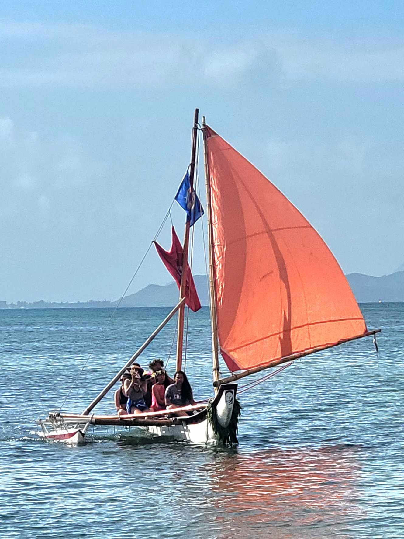 500 Sails canoe Aunty Oba and its all-female crew.