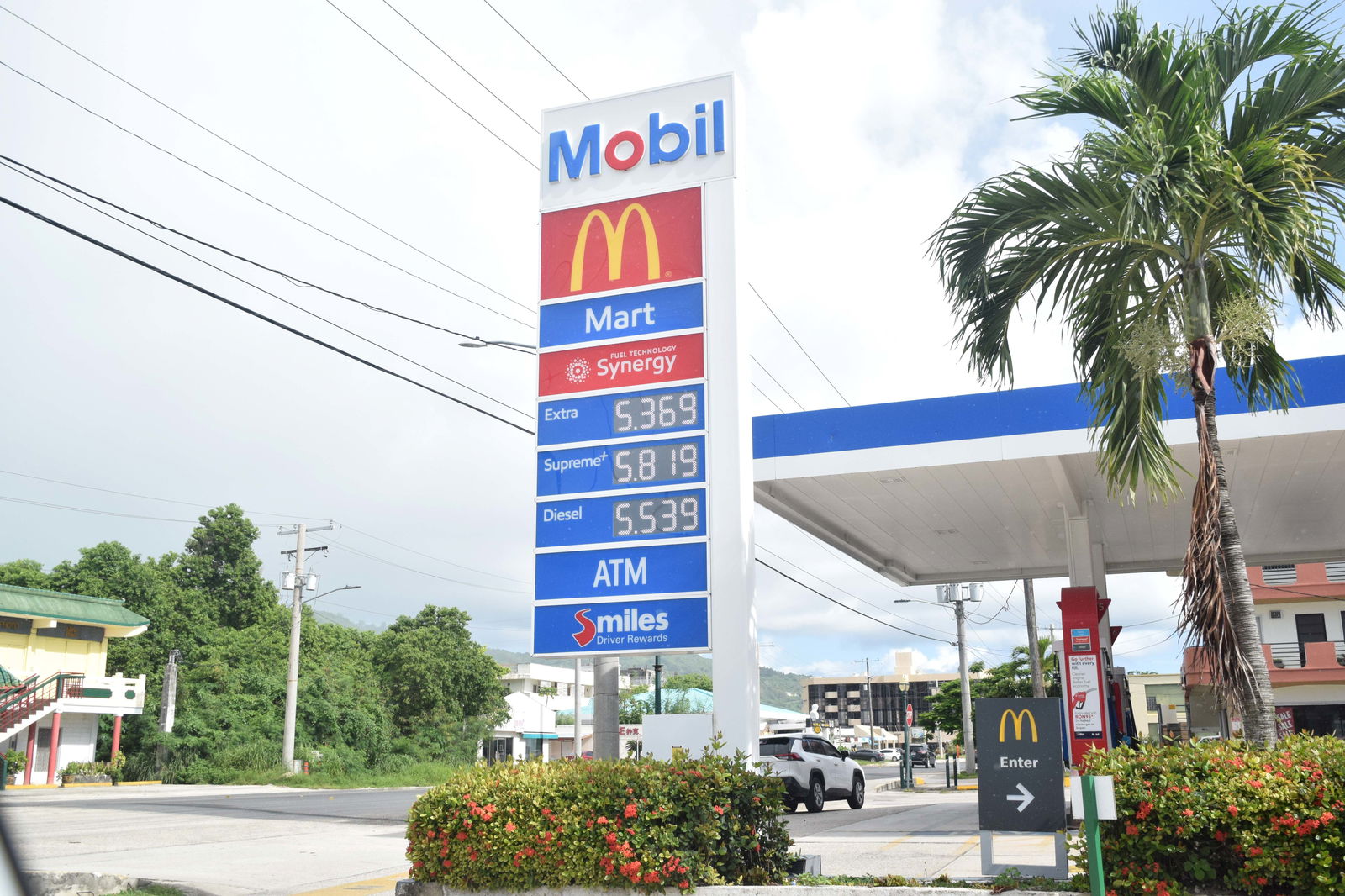 Mobil Oil Marianas on Beach Road in Garapan displays its new prices on Thursday.