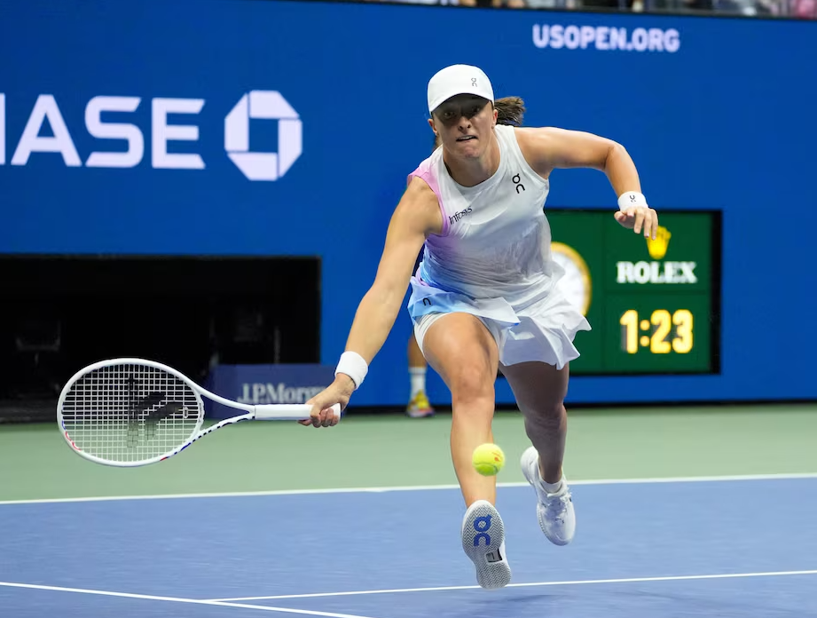 Iga Swiatek hits to Anastasia Pavlyuchenkova on day six of the 2024 U.S. Open tennis tournament at USTA Billie Jean King National Tennis Center, in Flushing Meadows, New York, Aug. 31, 2024.