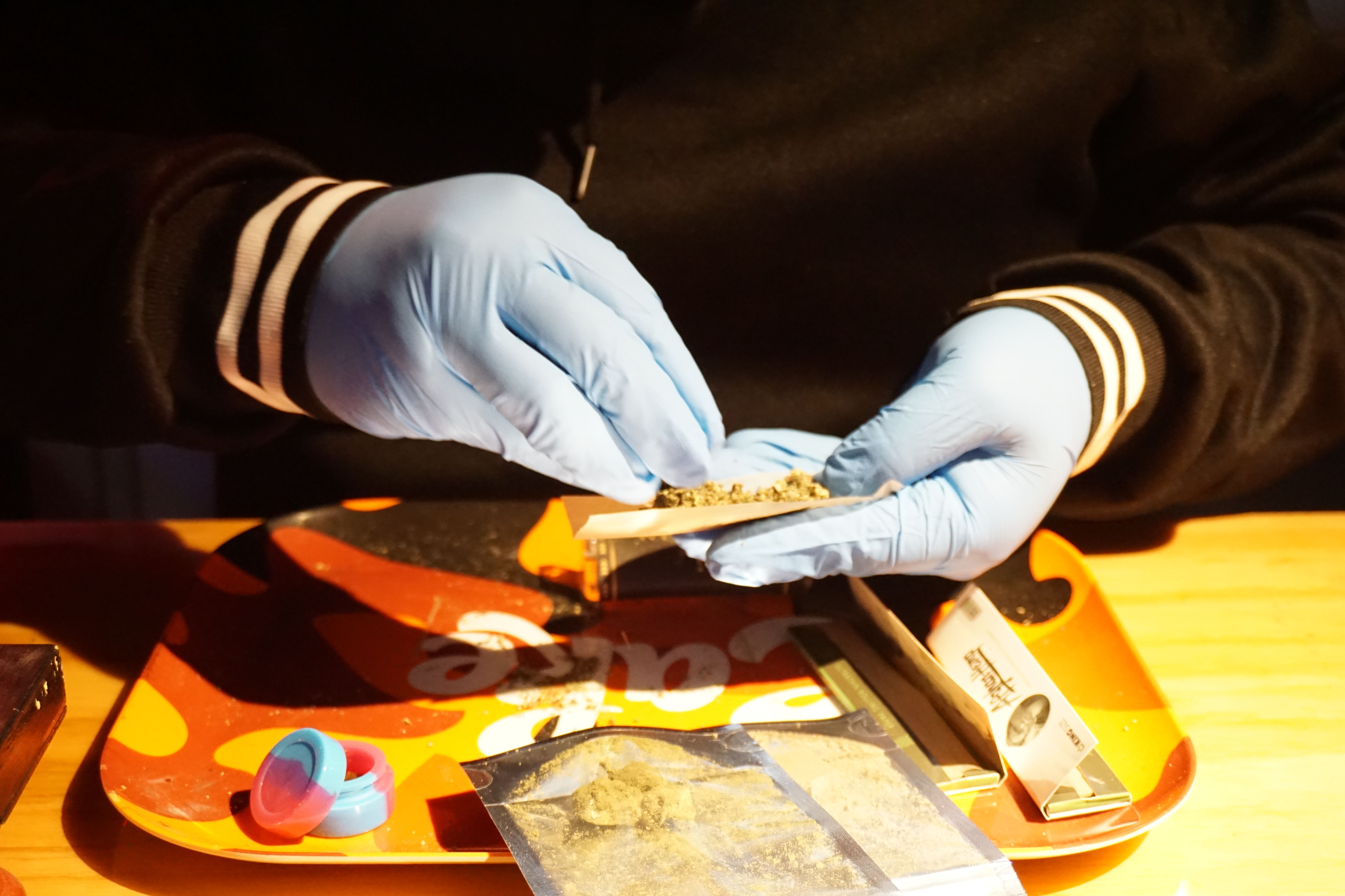 Customize your order at Ed's Custom Salad Bar. Add keif, dab, hash, and your favorite strain.  ​