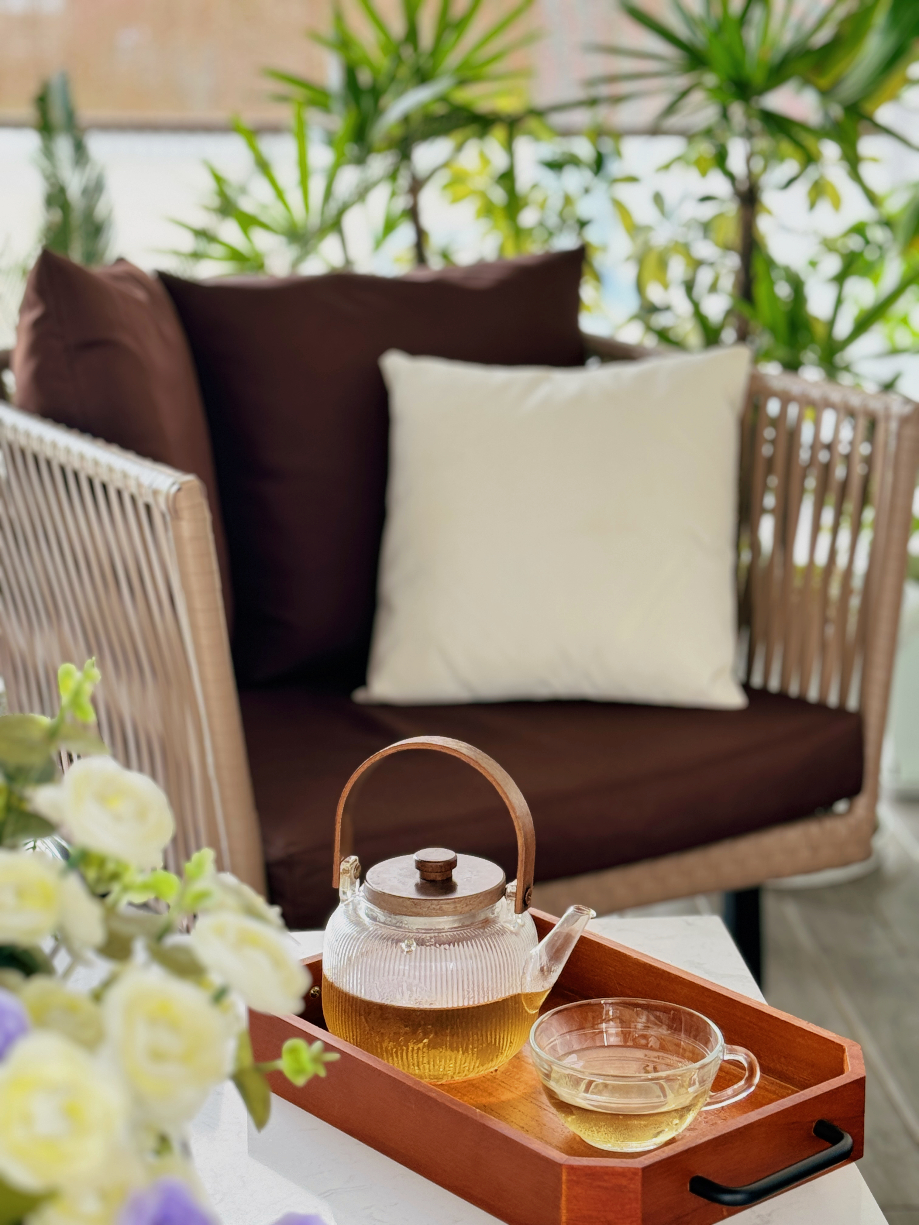 There is no shortage of other services offered at Healing Stone Spa.  They also offer foot massage therapy, shiatsu, aroma oil, Thai-style massage, lymphatic detox massage, and more.