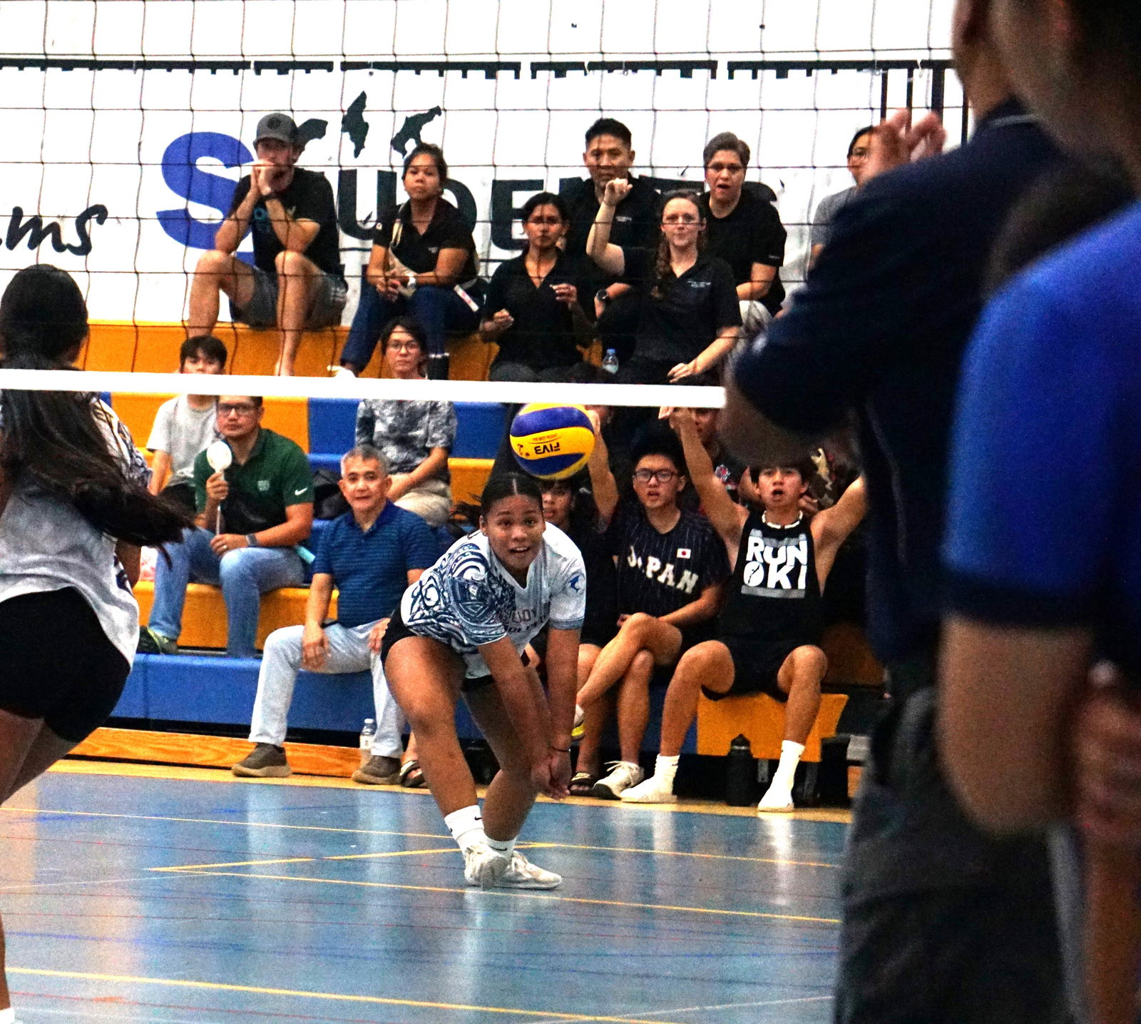 MHS’ Rizza Relucio attempts a dive to save the possession during a title match against GCA at the MHS gym on Tuesday. 