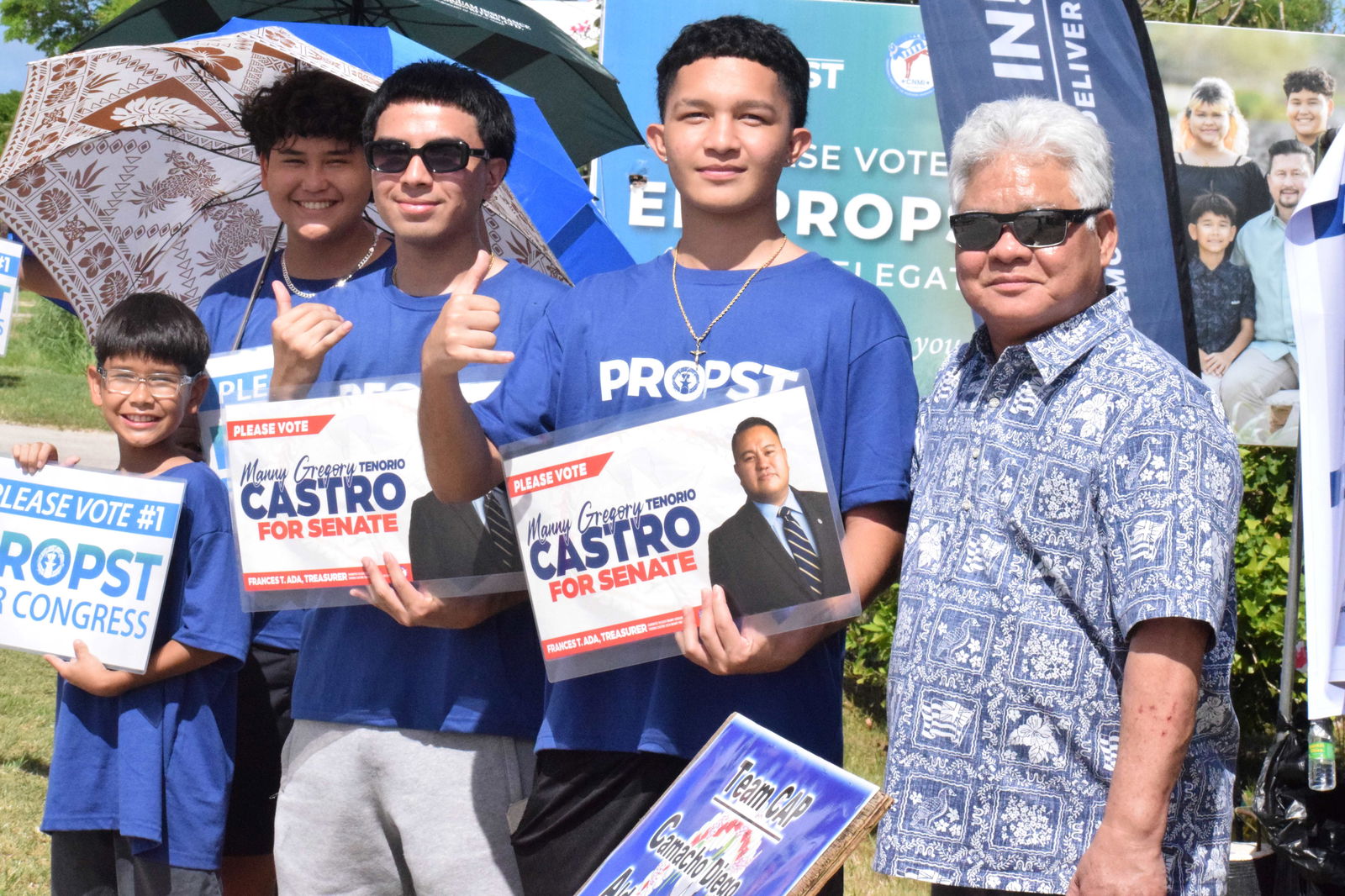 On Dandan Road, Gov. Arnold I. Palacios, right, joins the young supporters of U.S. delegate candidate Edwin Propst, Saipan senatorial candidate Manny Gregory T. Castro and Rep. Diego Vincent Camacho, who is seeking reelection.