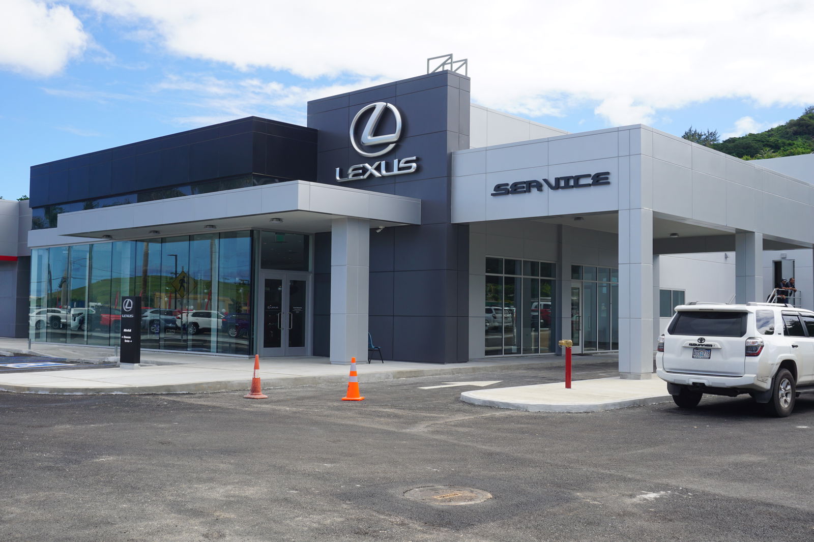 Atkins Kroll is now located in Puerto Rico, where it now sells Lexus vehicles in addition to Toyotas.