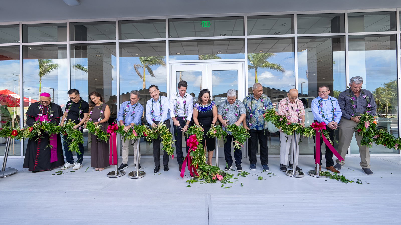 Gov. Arnold I. Palacios and Lt. Gov. David M. Apatang join other special guests and Atkins Kroll executives in cutting the ceremonial ribbon at AK Saipan’s Puerto Rico facility on Friday, Jan. 24, 2025.