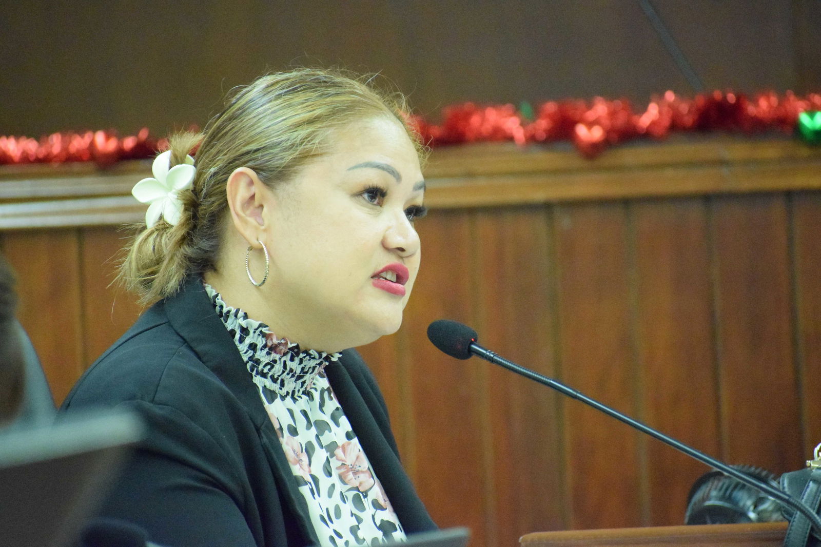 Senate Floor Leader Corina Magofna speaks during the 23rd Senate’s sine die session on Friday.