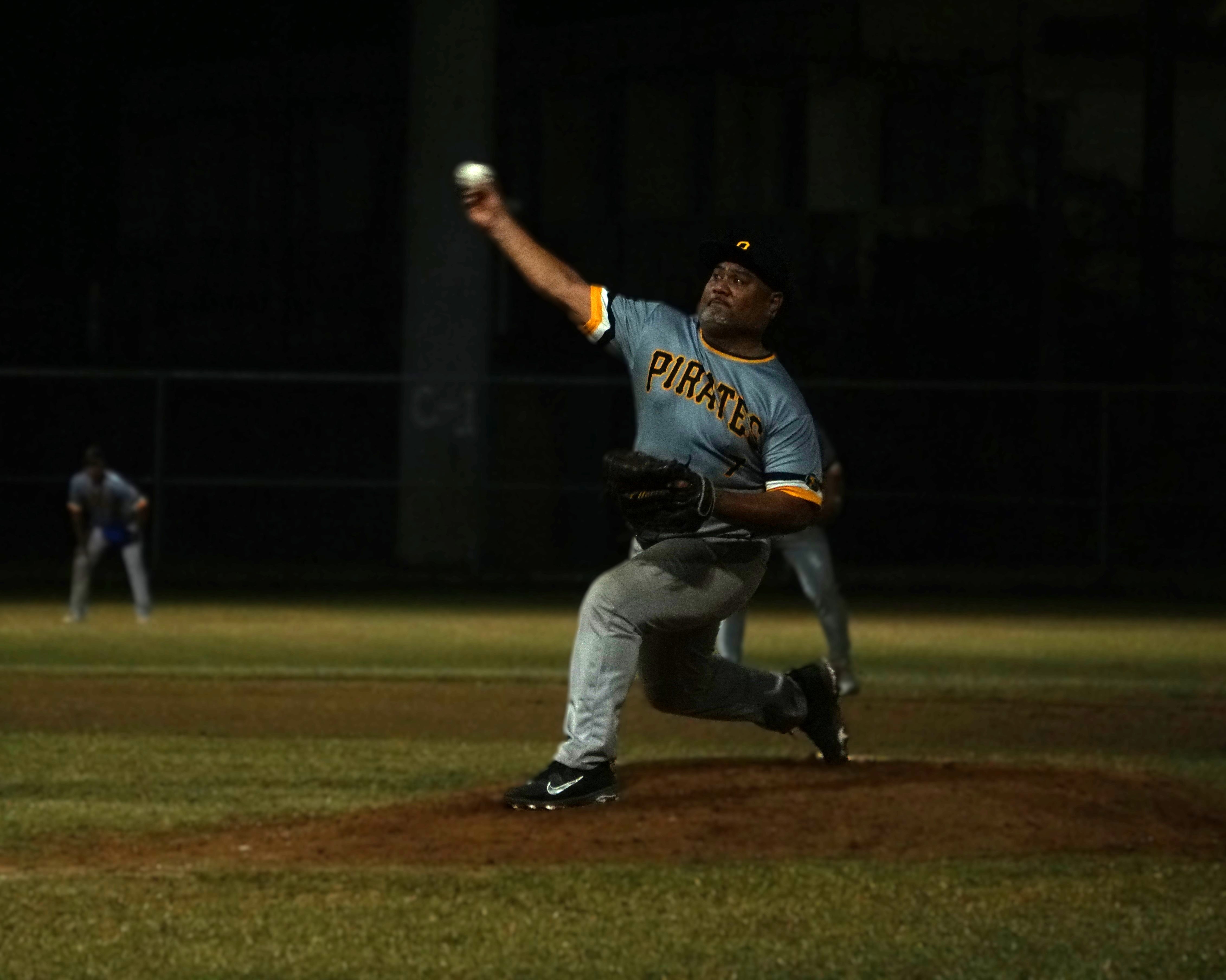 Pirates' JJ Laniyo pitches against the Brewers in game 1 of the SBL Masters League Championship Series at the Francisco “Tan Ko” Palacios Baseball Field on Monday night.