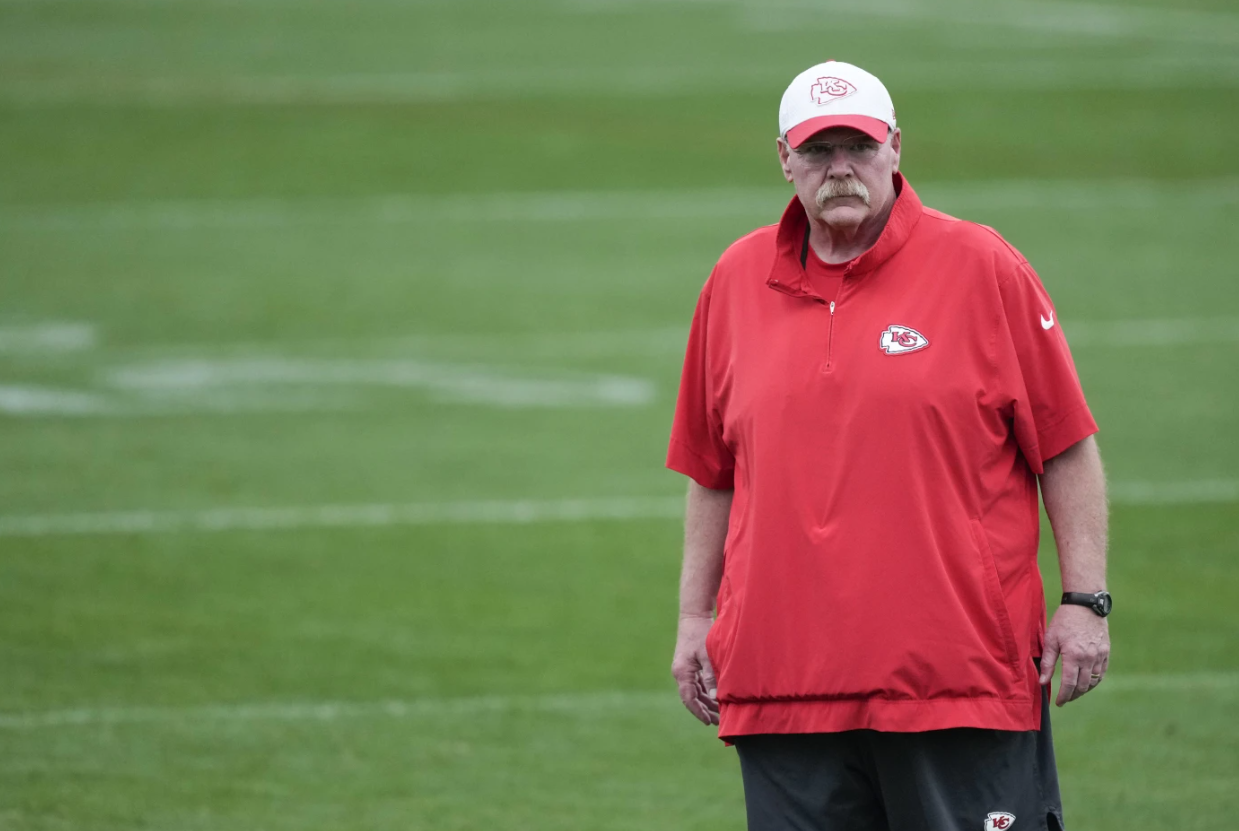 Kansas City Chiefs head coach Andy Reid watches his players stretch during football practice, Thursday, Feb. 6, 2025 in New Orleans, ahead of Super Bowl 59 against the Philadelphia Eagles.