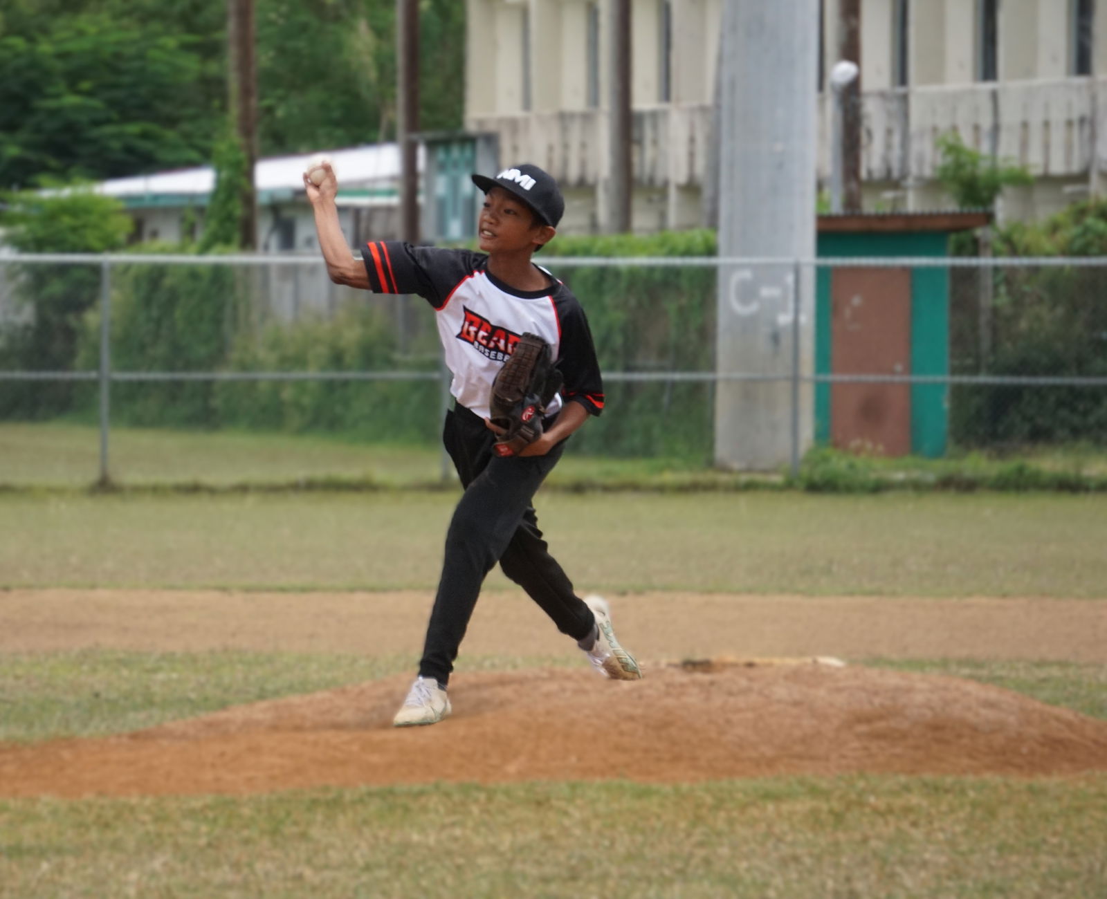 Bears Jr.’s Charles Molina pitches against the Blue Jays Jr. during a game in the Junior Division of the 2025 Saipan Little League Baseball at the Francisco "Tan Ko" Palacios Baseball Field on Saturday.