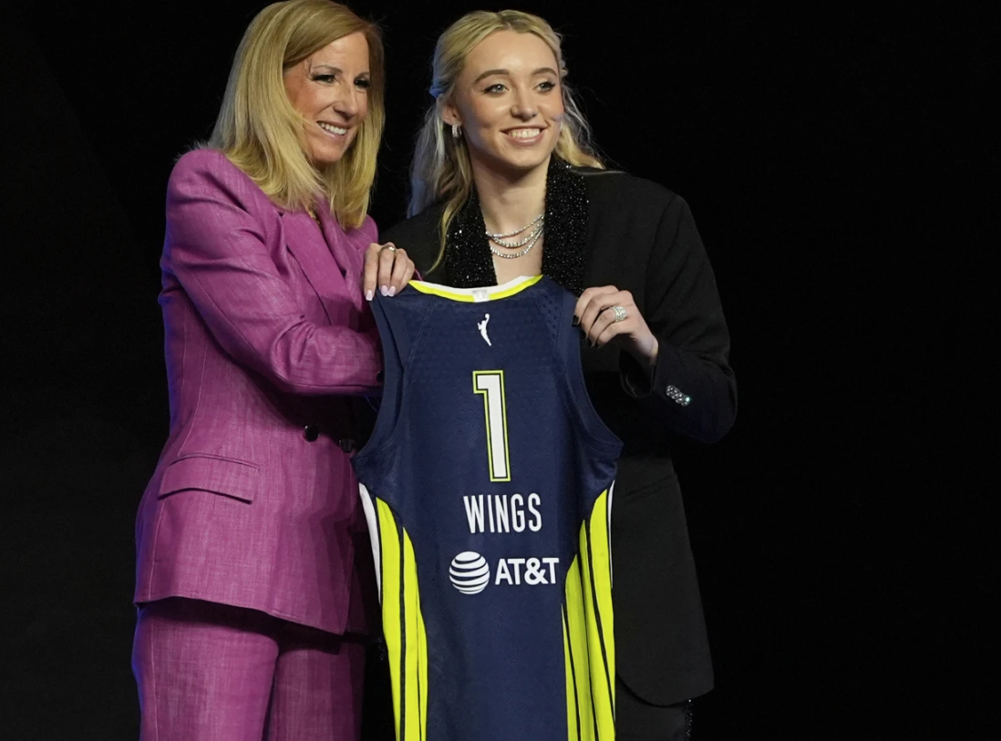 UConn’s Paige Bueckers, right, poses for a photo with WNBA Commissioner Cathy Engelbert after being selected first overall by the Dallas Wings during the first round of the WNBA draft, Monday, April 14, 2025 in New York.AP