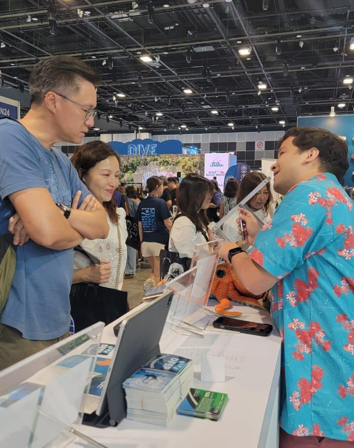 Marianas Visitors Authority Media Marketing Specialist Ezra Lizama promotes Marianas’ diving and other attractions at ADEX Ocean Festival 2025 in Singapore on April 4-6, 2025. The festival attracted 50,000 attendees.