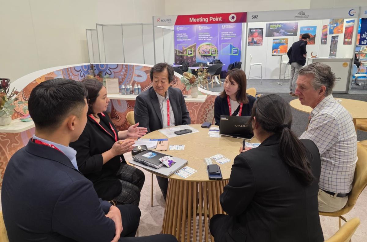Marianas Visitors Authority Managing Director Jamika R. Taijeron, second left, leads a meeting with delegates to Routes Asia Show 2025 held on March 25-27, 2025, in Perth, Australia.MVA photo