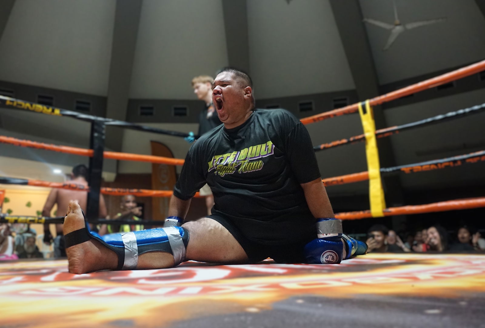 Richard Salas celebrates his victory with a split.Photo by James F. Sablan Jr.