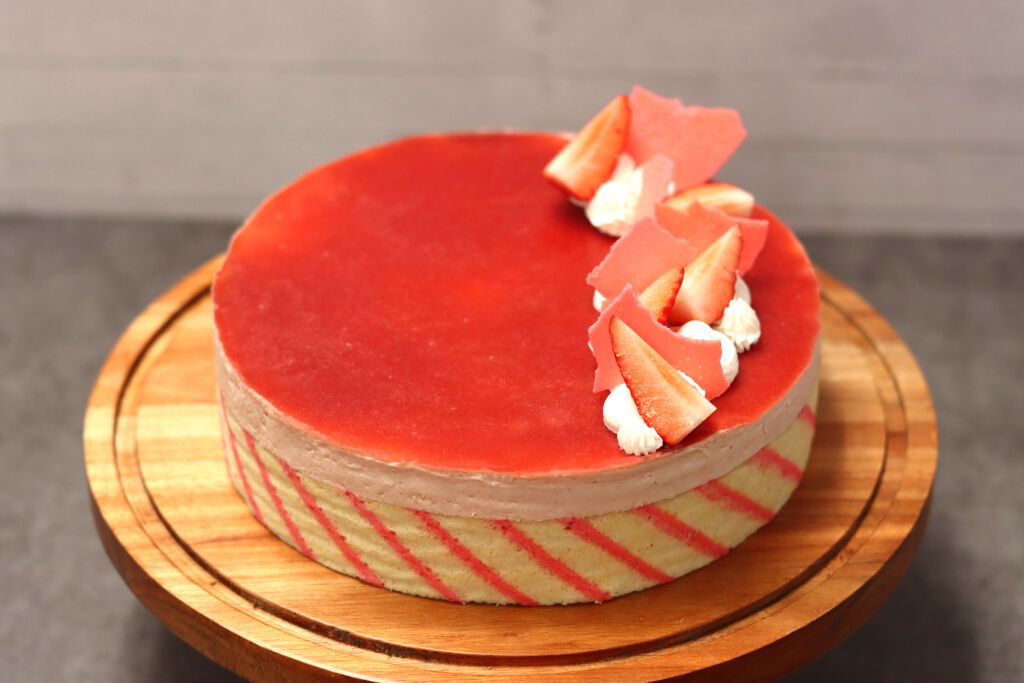 Crowne Plaza Resort Saipan’s Strawberry Mousse Cake is layered with strawberry mousse, joconde sponge cake, strawberry gelée, and white chocolate crémeux.