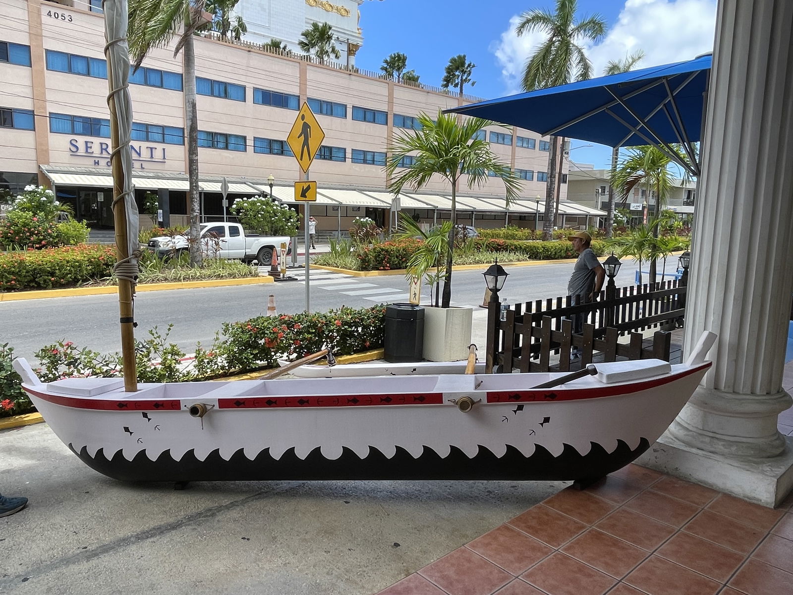 Painted on the galaide are nautical designs such as waves, marine birds, and fish. It was decorated by Mario “Sakman” Borja, who designed and built 500 Sails’ Che’lu, the 40-foot long pelagic sailing canoe.  