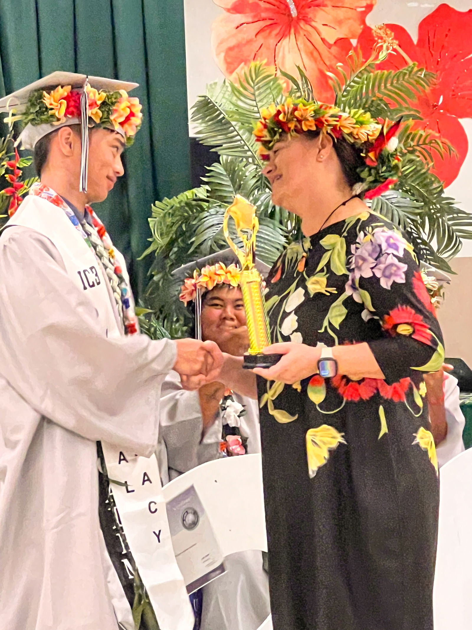 The Overall Shark Student Award was presented to Clancy Joel C. Ramangmou by Da’ok Academy Principal Christine Tudela.