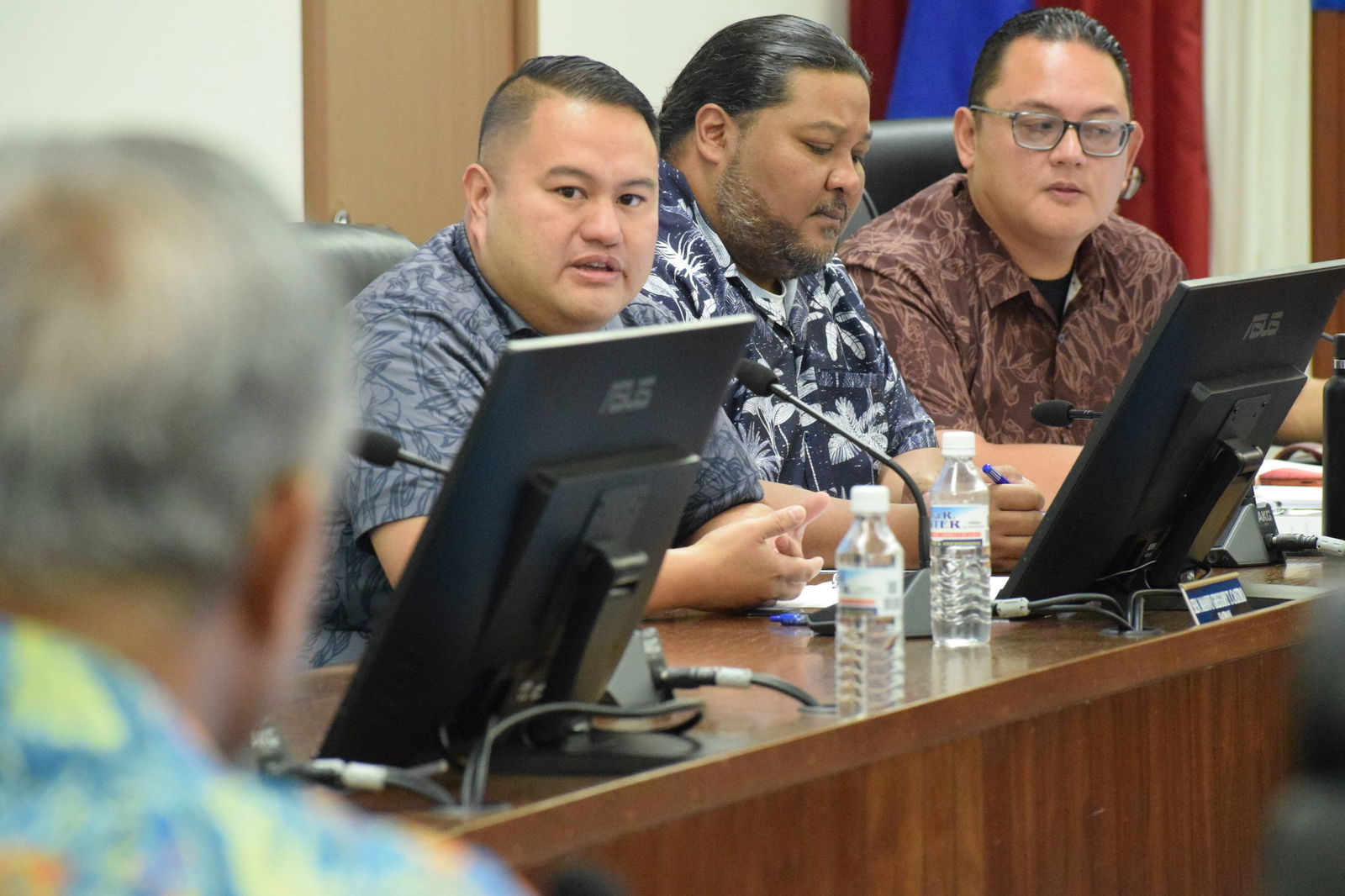 Sen. Manny Gregory T. Castro asks a question to Commonwealth Ports Authority Board Chairman Ramon A. Tebuteb (back to camera) as Senate Vice President Karl King-Nabors and Senate Floor Leader Donald Manglona listen during a bicameral conference committee meeting in the House chamber on Tuesday.Photo by Emmanuel T. Erediano