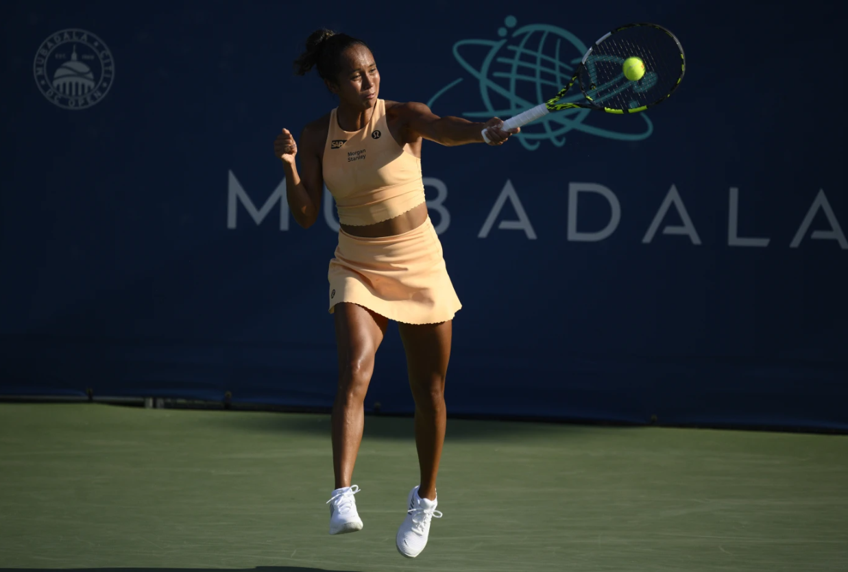 Leylah Fernandez returns the ball against Jessica Pegula during a match at the Citi Open tennis tournament on Thursday, July 24, 2025 in Washington.AP