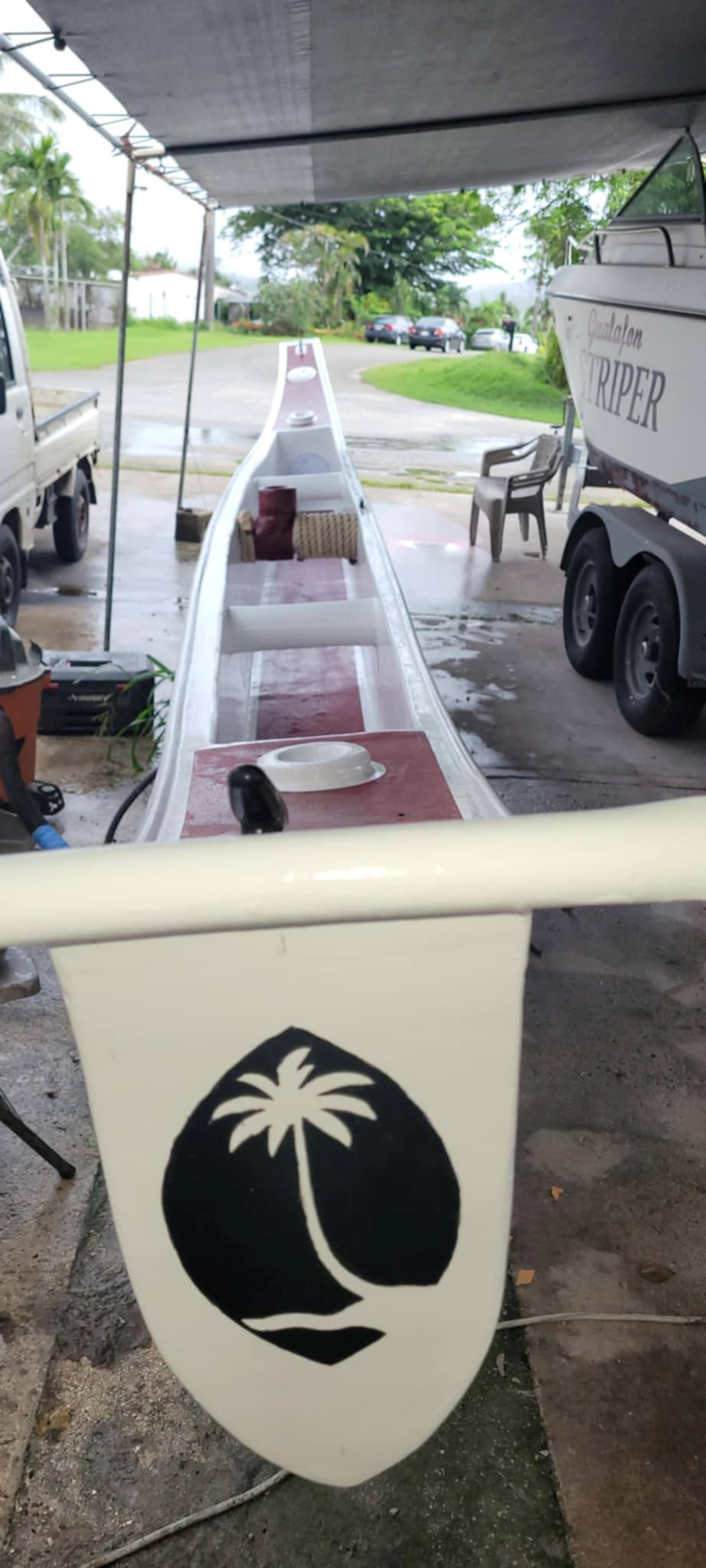 The remaining task is to use bamboo as spars, a mast, a yard, and boom and connect the mainhull to the outrigger. 