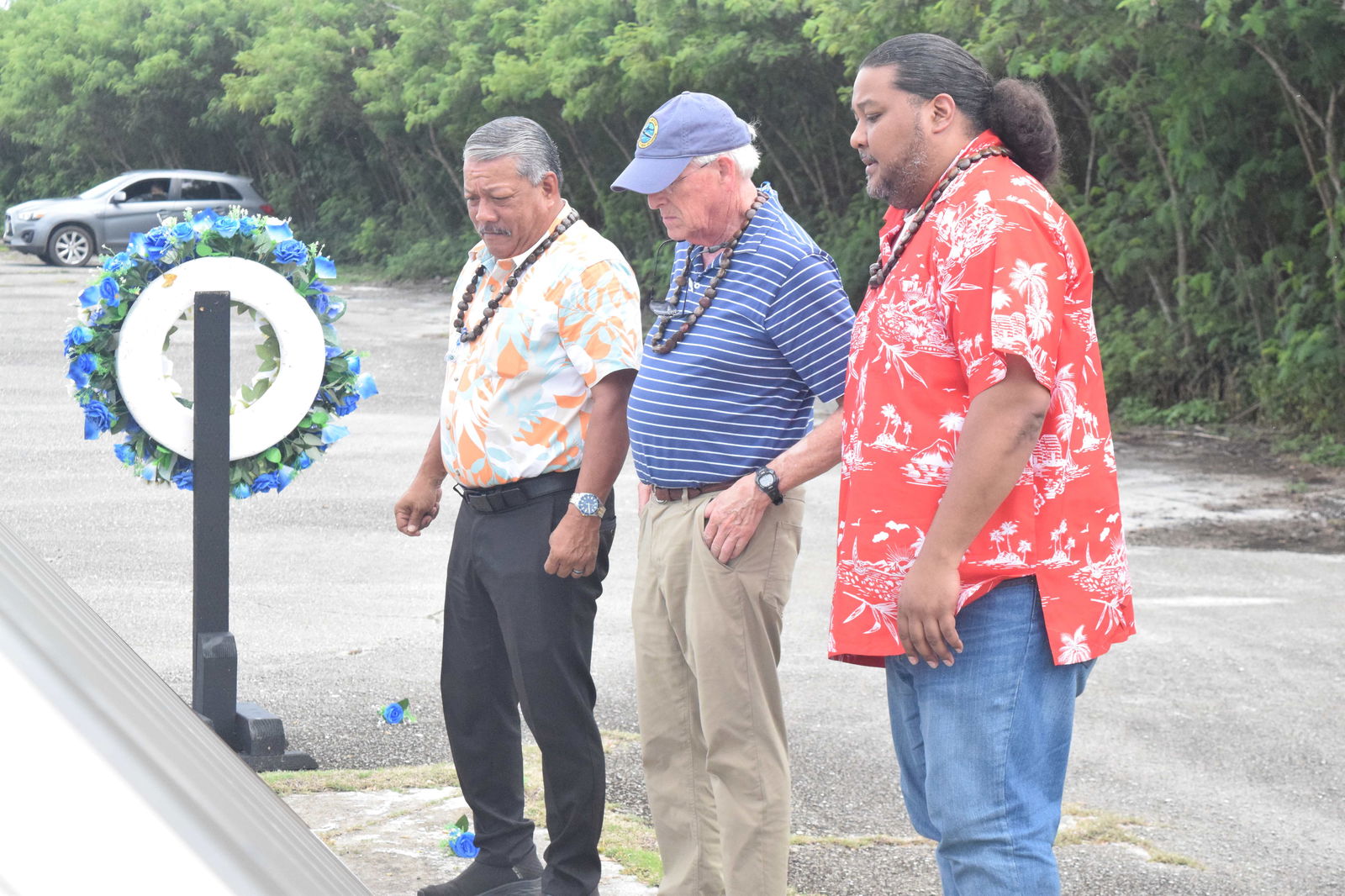 U.S. Sen. Roger Wicker, center, with Tinian Mayor Edwin P. Aldan and Senate President Karl King-Nabors.