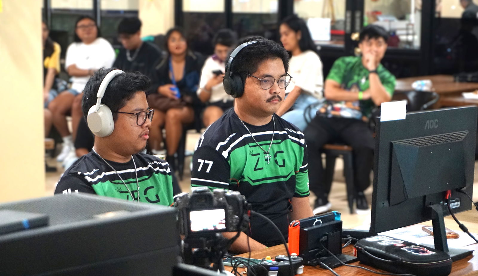 Patrick "Kkura" Pagdato and Ariel "Ulelira" Lapuz battle it out in the Super Smash Bros. Ultimate grand finals of the Pacific 1Up Tournament hosted by the Northern Marianas Esports Federation at Marvz Kitchen at Saipan Vegas on Saturday.