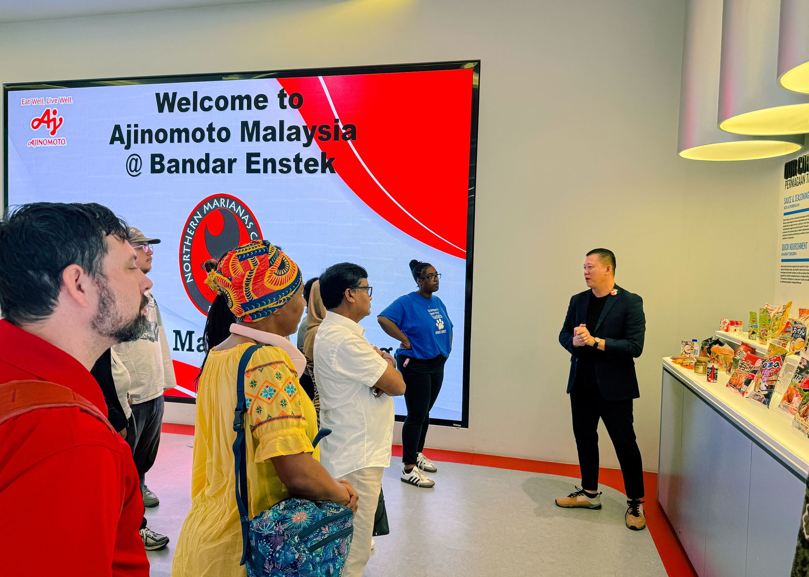 The students were treated to a guided tour at the Ajinomoto & Sime Darby Oil Palm Plantation where they gained industry exposure to large-scale food and biotech operations.