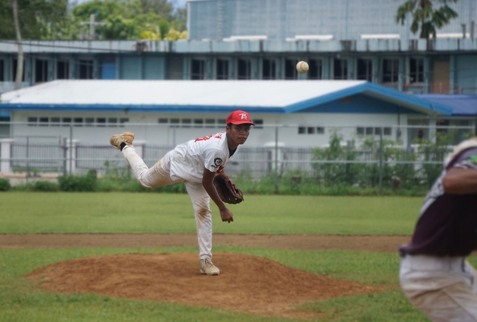 The Braves’ Benigno Sablan pitches during the Saipan Little League Baseball senior division title game against the Comets at the Francisco "Tan Ko" Palacios Baseball Field.Photo by James F. Sablan Jr.