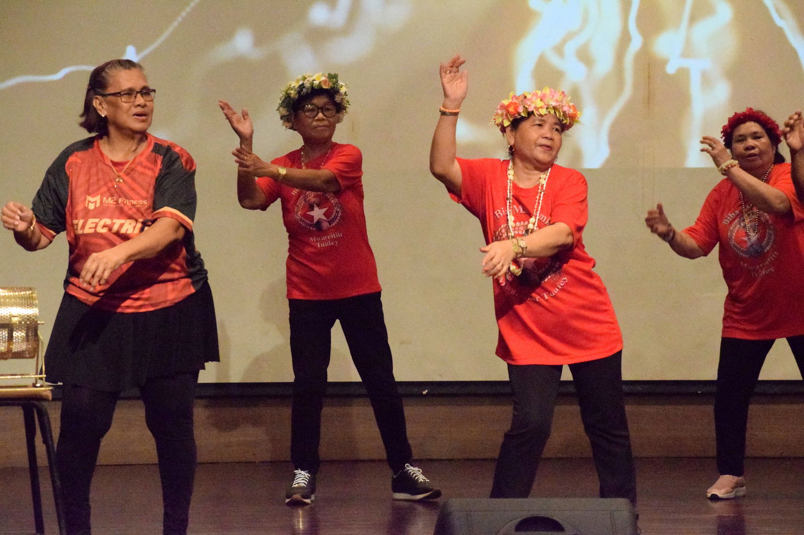As with past M2 Fitness anniversary celebrations, the manamko’ put on their own performance.