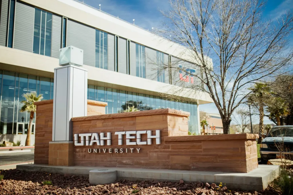 2 Saipan students earn Utah Tech University fall 2025 Dean’s List honors