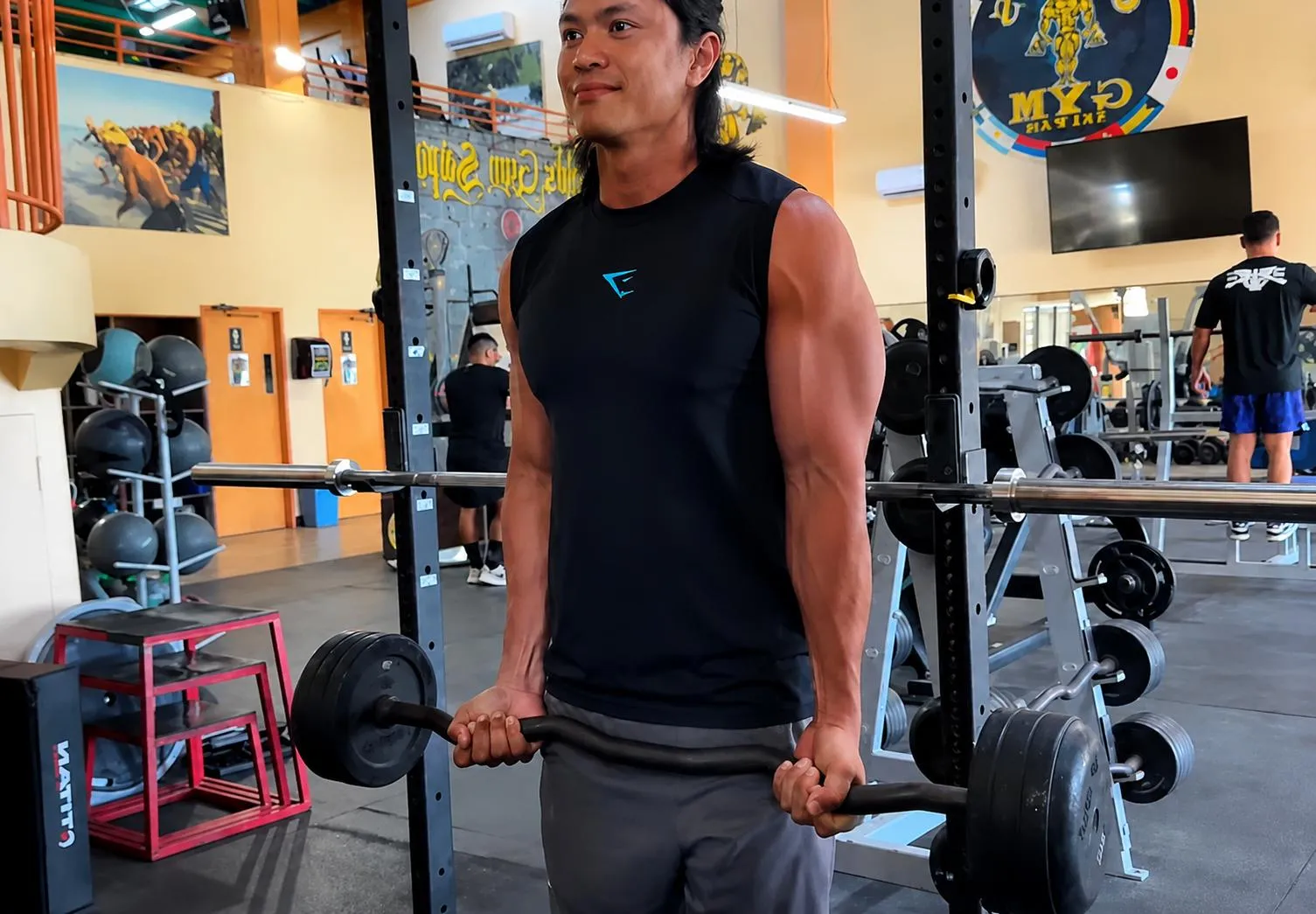 James Dela Cruz named overall male winner of 2026 Gold’s Gym Transformation Challenge